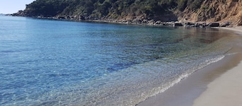 Holiday home with sea view and close to the beach – Accu is Prezzus F