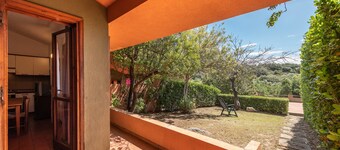 Strandnahes Bungalow in Ferienanlage – Villetta Accu is Prezzus E