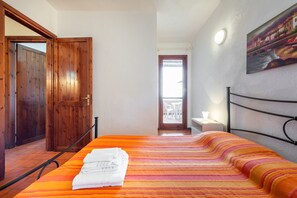 2 chambres, draps fournis