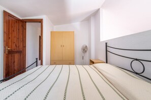 2 sovrum och sängkläder