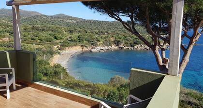 Ferienwohnung direkt am Meer – Accu is Prezzus D