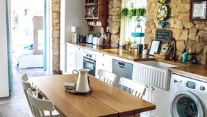 Macchina per tè/caffè, frigorifero, microonde, forno