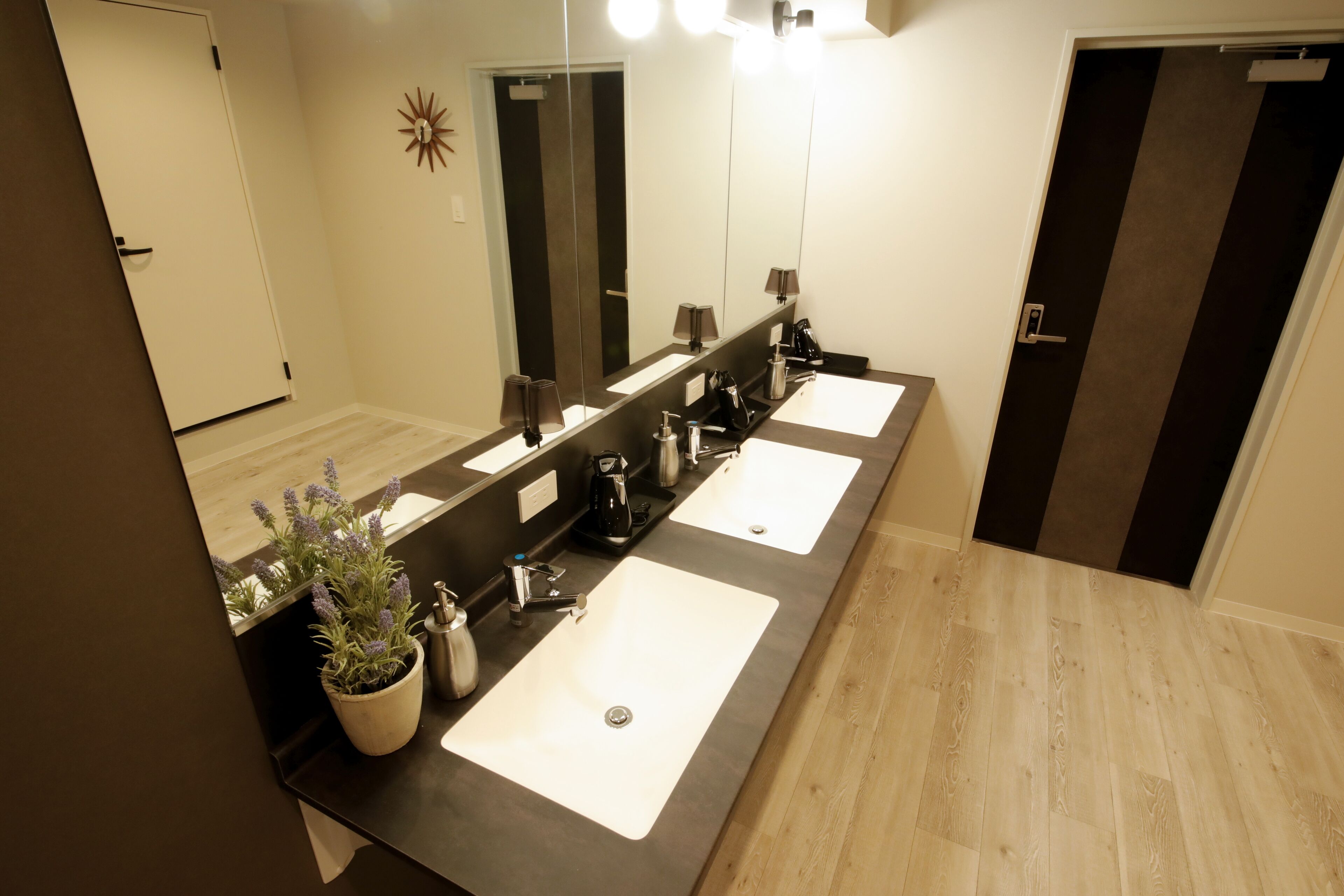 Shower, free toiletries, hair dryer, slippers