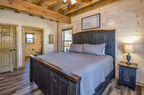 4 Schlafzimmer, Bügeleisen/Bügelbrett, Reisekinderbett, kostenloses WLAN