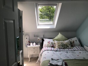 Apartment, Multiple Beds | 4 bedrooms, iron/ironing board, free WiFi, bed sheets