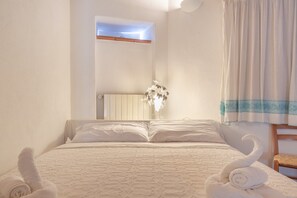 2 عدّة غرف نوم ومكواة/لوح كي وواي فاي مجانًا وملاءات أسرّة