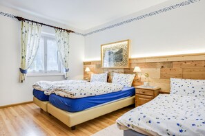 2 habitaciones, tabla de planchar con plancha y wifi gratis 