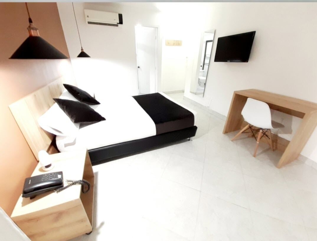 Photo - Hotel Santorini la 70