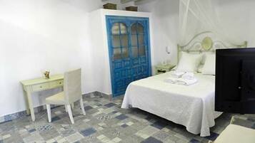 1 habitación, wifi y ropa de cama