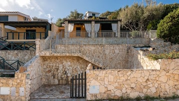 Esterni
