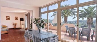 Light-flooded apartment with balcony - 3-room apartment Wanna