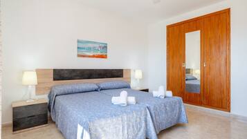 1 多间卧室、熨斗/熨衣板、免费 WiFi、床单