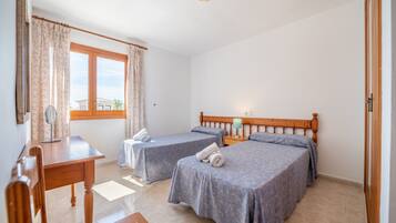 1 camera, ferro/asse da stiro, Wi-Fi gratuito, lenzuola