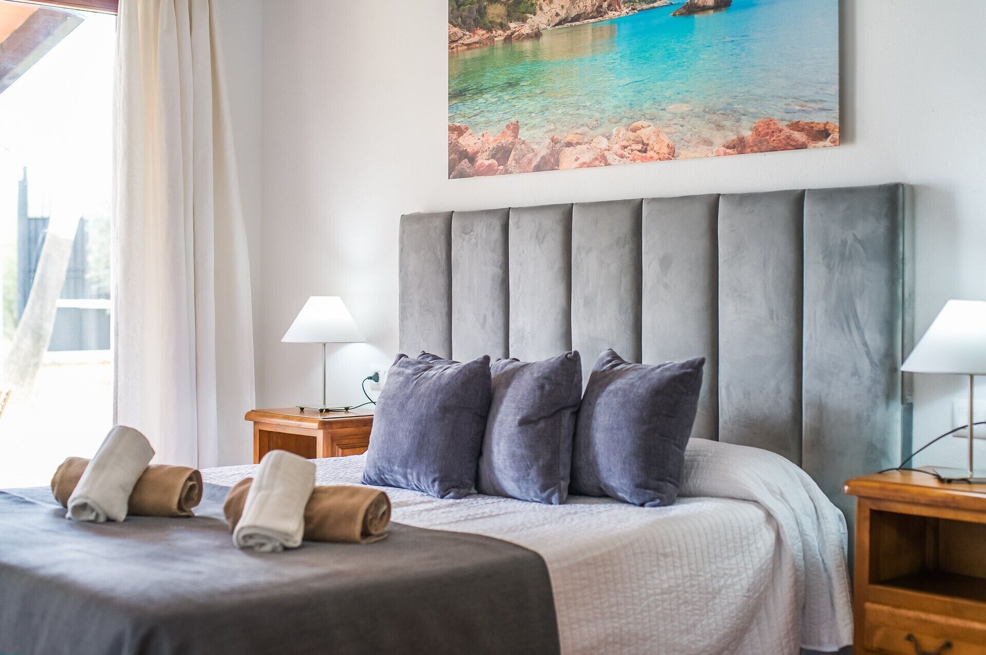 4 slaapkamers, een strijkplank/strijkijzer, gratis wifi, beddengoed