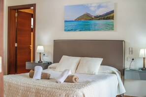 4 Schlafzimmer, Bügeleisen/Bügelbrett, kostenloses WLAN, Bettwäsche