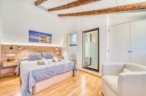 4 chambres, fer et planche à repasser, Wi-Fi gratuit, draps fournis