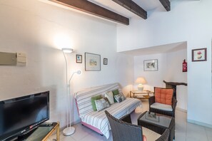 TV - With Pool and Fantastic View of the Sea - Villa Mar y Roca (Binibequer)