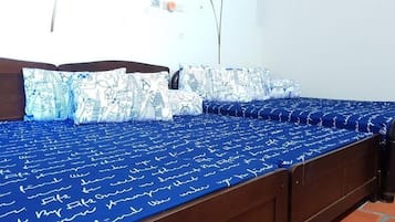 免费 WiFi、床单