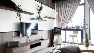 3 bilik tidur, meja, seterika/papan seterika, Wi-fi percuma