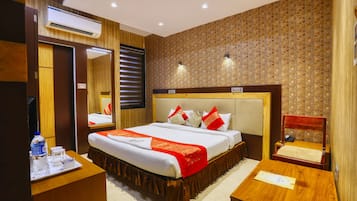 Habitación superior con 1 cama matrimonial o 2 individuales | Insonorización y wifi gratis