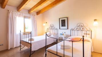 3 Schlafzimmer, Bügeleisen/Bügelbrett, kostenloses WLAN, Bettwäsche