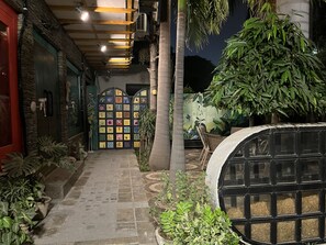 Garden - Aakritii Hotels (Gurugram)