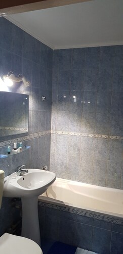 A nice apartament clean and silent,  a place to stay very nice.