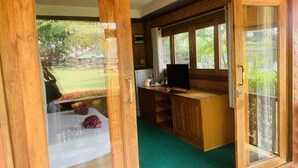 Deluxe Double Room, 1 Bedroom - Buasawanresort (Kanchanaburi)