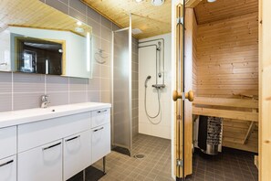 Soap, toilet paper - Punkaharju Resort (Savonlinna)