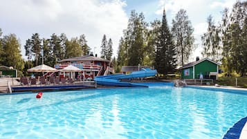 Alberca al aire libre por temporada