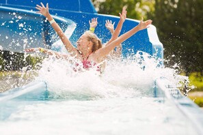 Piscina a l'aire lliure de temporada 