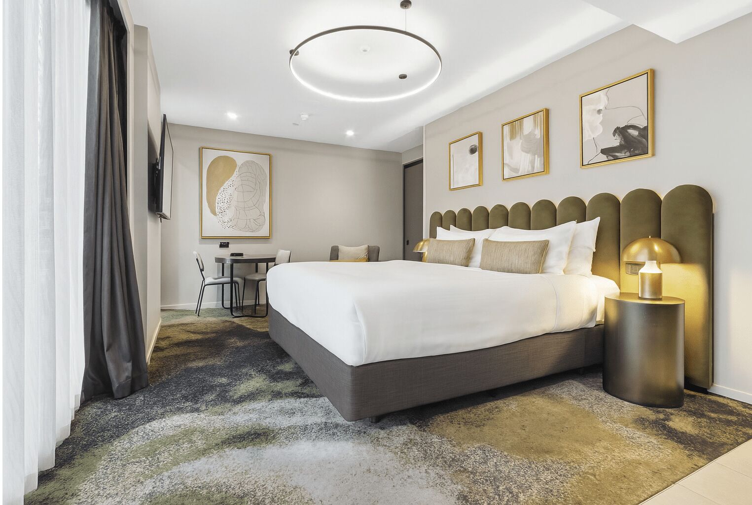 king studio | 1 bedroom, premium bedding, pillow-top beds, in-room safe