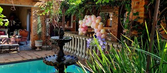 Maison de Leo Luxury Guesthouse