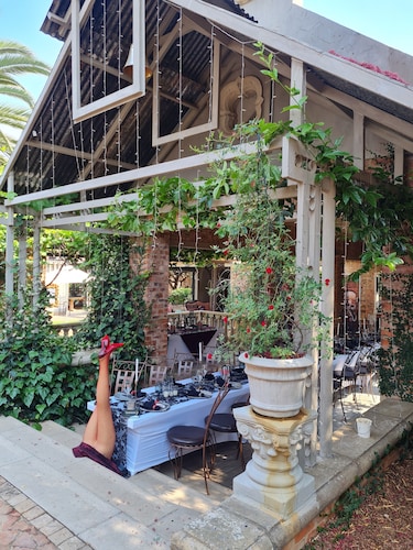 Maison de Leo Luxury Guesthouse