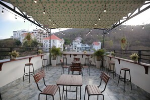 Luxury Studio | Terrace/patio