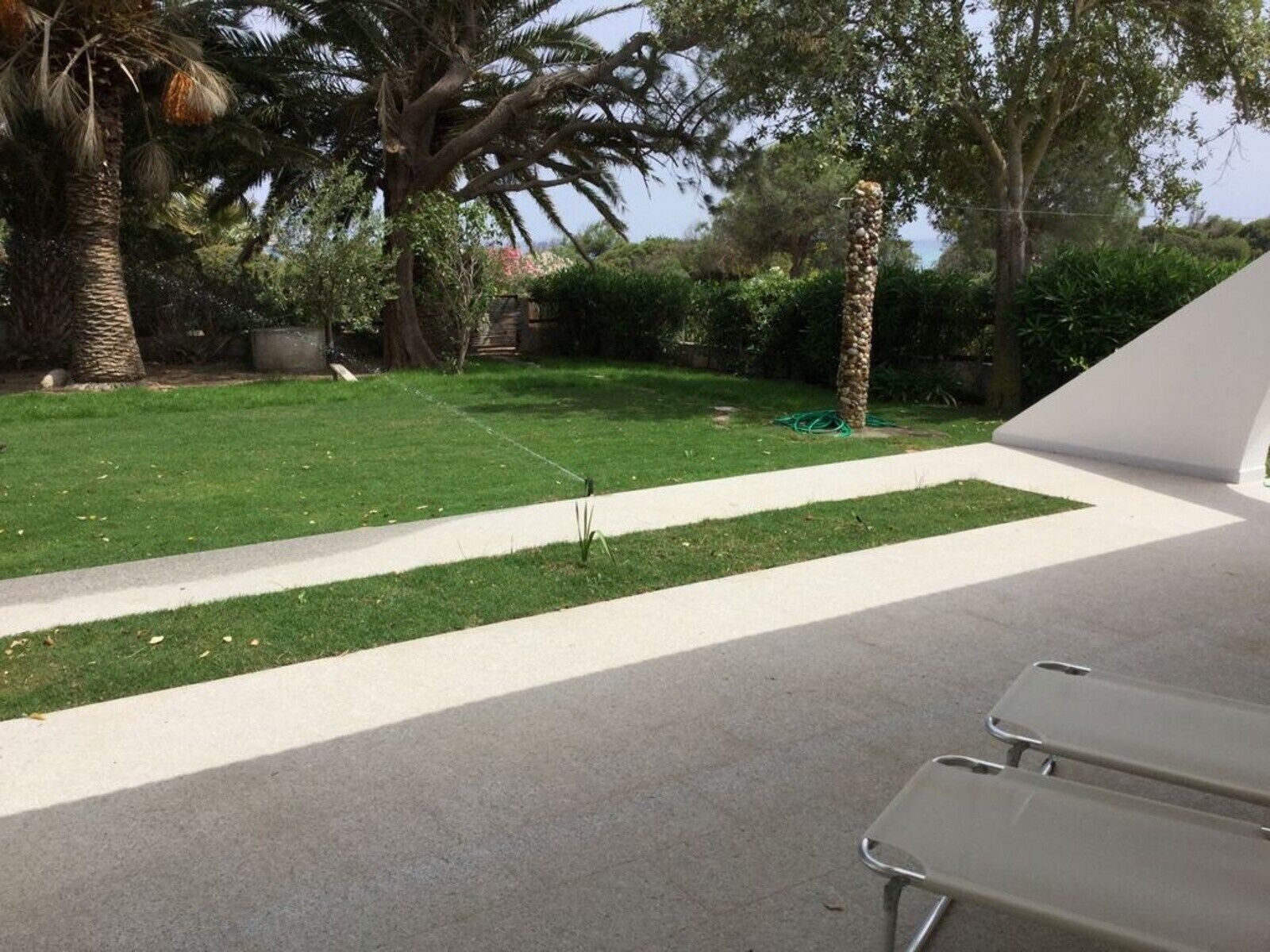 المنطقة المحيطة بالمنشأة