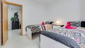 2 Schlafzimmer, Bügeleisen/Bügelbrett, kostenloses WLAN, Bettwäsche