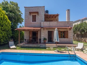 Front of property - Traditional Stone Villa Phaedra With Private Pool Near Beach (Rethymno)