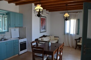 House, 1 Bedroom, Smoking, Terrace | Dining
