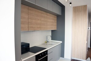 Réfrigérateur, micro-ondes