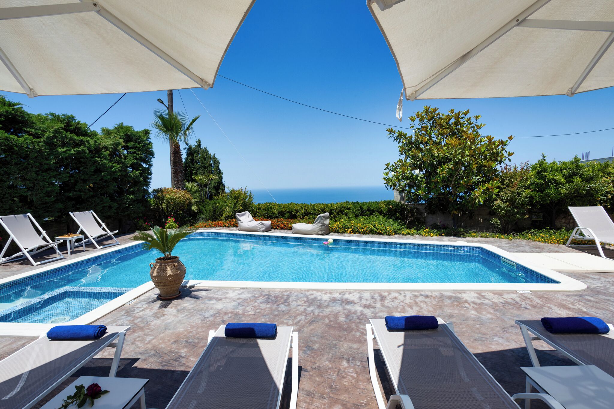 Villa, 5 habitaciones, para fumadores, alberca privada | Alberca | Alberca al aire libre 