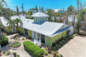 Exterior - Sandpiper at Blue Lagoon on Anna Maria Island (Holmes Beach)