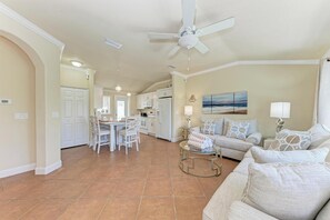 DVD player - Sandpiper at Blue Lagoon Unit 5 - by Island Real Estate Vacations (Holmes Beach)