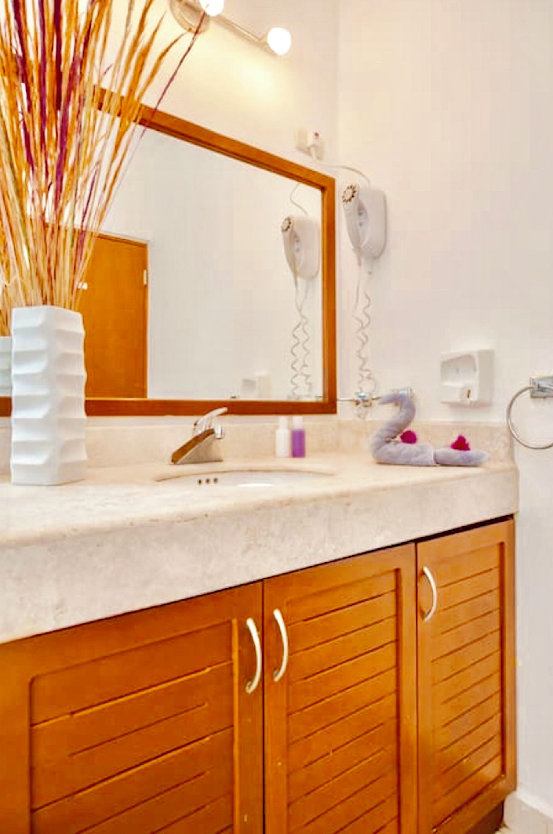Bathroom amenities