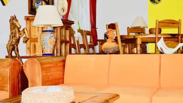 Huone, 1 makuuhuone, patio, näköala puutarhaan | Sisätilat
