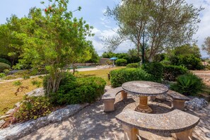 Outdoor dining - Villa "Can Me Sents" with Large Garden and Pool (pollensa)