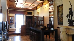 Unclassified image, 5 of 47, button - Collector Beach Loft (Rethymno)