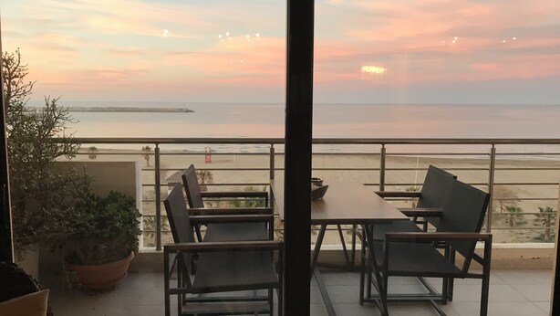 Unclassified image, 1 of 47, button - Collector Beach Loft (Rethymno)