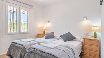 2 camere, ferro/asse da stiro, Wi-Fi gratuito, lenzuola