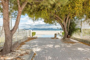 Property grounds - "Minerva" Apartment Near the Beach with Wi-Fi, Air Conditioning, and Sea Views (Alcúdia)